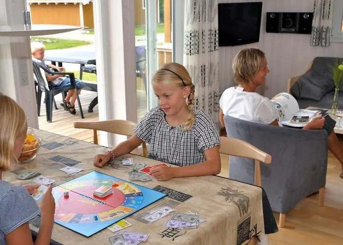 6 Person In Skaerbaek-by Traum *